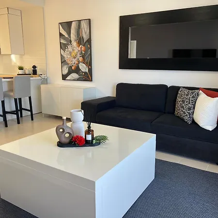 Golden View Apartment *