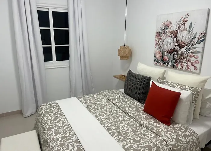 Golden View Apartment